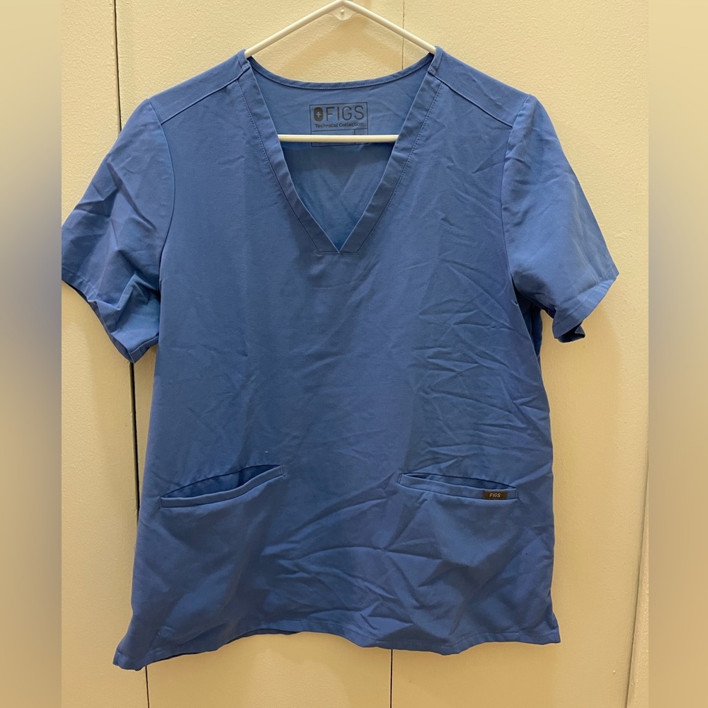 Figs Casma Top L ceil blue